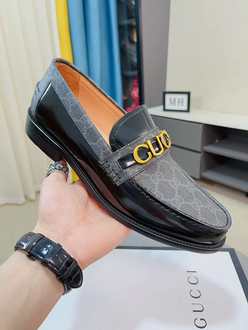 Men's shoes 💰580🌸🌸【GUCCI】 (High-end Niuli) New 🍀Gucci* - top version Gucci classic casual leather shoes! It is made of imported original cowhide and has a comfortable first layer of cowhide lining! Original wear-resistant rubber outsole! High quality products! Code number 38-44!